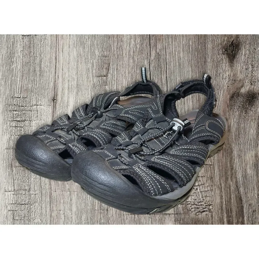 Outland Hiking sandal‎ black size 9